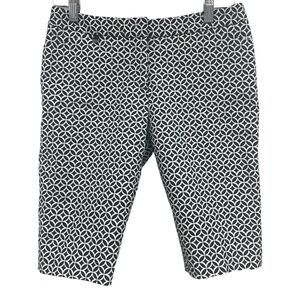 NWT White House Black Market Printed Bermuda Black Geo Pattern Shorts Size 00
